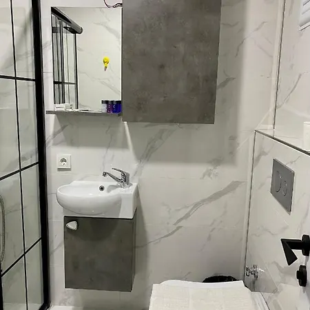 Διαμέρισμα Modern, New In Kadikoy 02